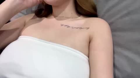 Esta online show from October 30, 4:41 pm