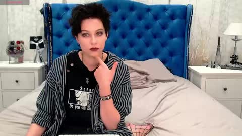 Via online show from June 8, 9:25 pm