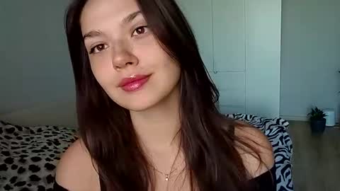 Lina online show from June 18, 5:20 am