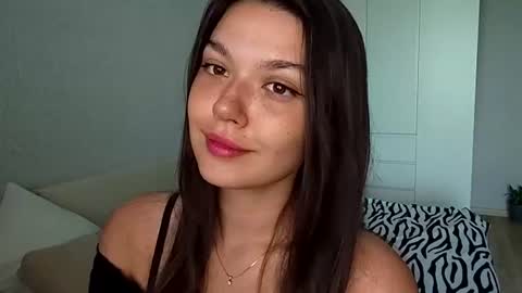 Lina online show from June 26, 5:20 am