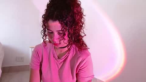 Snapshot of vicky_crazy chatting on January 19, 2:59 pm Vicky online show from January 19, 2:59 pm