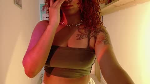 Snapshot of vicky_crazy chatting on December 21, 6:11 pm Vicky online show from December 21, 6:11 pm