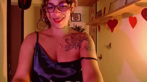 Snapshot of vicky_crazy chatting on March 8, 1:26 am Vicky online show from March 8, 1:26 am