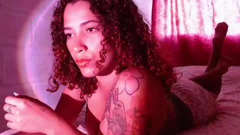 Snapshot of vicky_crazy chatting on January 26, 1:47 pm Vicky online show from January 26, 1:47 pm