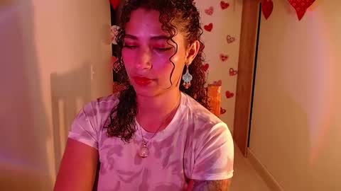 Snapshot of vicky_crazy chatting on February 21, 1:33 am Vicky online show from February 21, 1:33 am