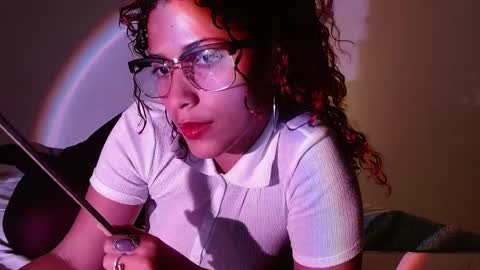 Snapshot of vicky_crazy chatting on January 9, 6:26 pm Vicky online show from January 9, 6:26 pm