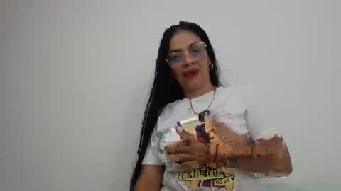 Vicky online show from October 12, 1:41 am