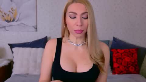 VickyVenus online show from February 28, 12:32 am