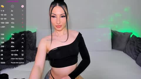 Vicky Boo online show from May 11, 1:13 pm