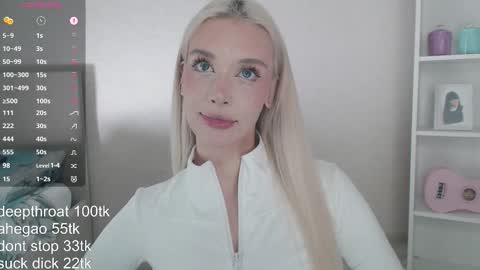 vickyfuckingdoll online show from October 21, 10:47 pm