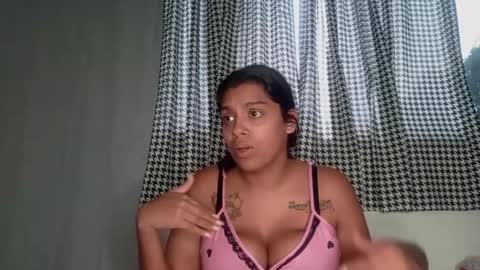 Snapshot of vickyhm22 chatting on September 25, 11:09 am vickyhm22 online show from September 25, 11:09 am