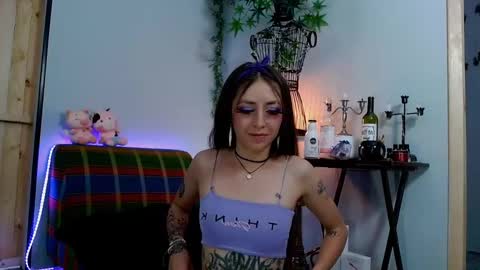 Snapshot of vickyjackson_ chatting on March 8, 5:19 pm Victoria online show from March 8, 5:19 pm