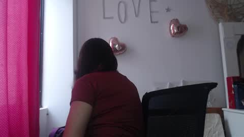Snapshot of victoria25_meester chatting on March 10, 4:46 pm Hi guys Im victoria Be the one who can control me in PVT online show from March 10, 4:46 pm
