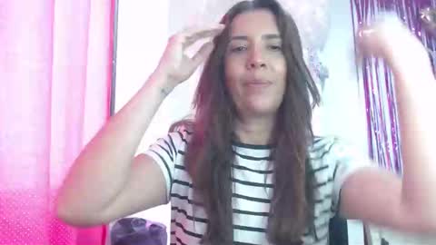 Snapshot of victoria25_meester chatting on February 19, 4:55 pm Hi guys Im victoria Be the one who can control me in PVT online show from February 19, 4:55 pm