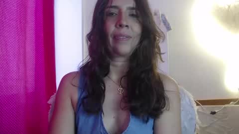 Snapshot of victoria25_meester chatting on January 10, 3:48 pm Hi guys Im victoria Be the one who can control me in PVT online show from January 10, 3:48 pm