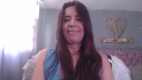 Snapshot of victoria25_meester chatting on December 10, 7:54 pm Hi guys Im victoria Be the one who can control me in PVT online show from December 10, 7:54 pm