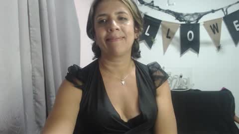 Snapshot of victoria25_meester chatting on October 9, 9:30 pm Hi guys Im victoria Be the one who can control me in PVT online show from October 9, 9:30 pm