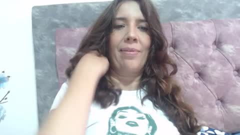 Snapshot of victoria25_meester chatting on January 4, 4:22 pm Hi guys Im victoria Be the one who can control me in PVT online show from January 4, 4:22 pm