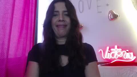 Snapshot of victoria25_meester chatting on March 4, 2:10 pm Hi guys Im victoria Be the one who can control me in PVT online show from March 4, 2:10 pm