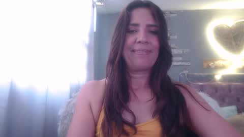 Snapshot of victoria25_meester chatting on December 11, 5:47 pm Hi guys Im victoria Be the one who can control me in PVT online show from December 11, 5:47 pm