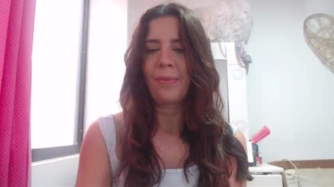 Snapshot of victoria25_meester chatting on January 26, 2:19 pm Hi guys Im victoria Be the one who can control me in PVT online show from January 26, 2:19 pm