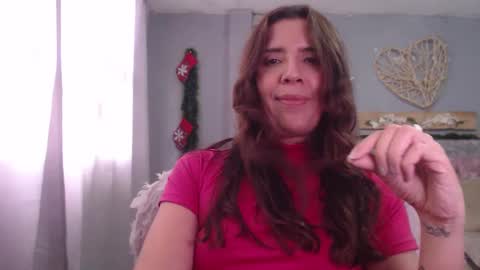 Snapshot of victoria25_meester chatting on December 19, 8:02 pm Hi guys Im victoria Be the one who can control me in PVT online show from December 19, 8:02 pm