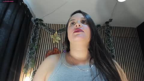 victorira online show from January 3, 8:01 pm