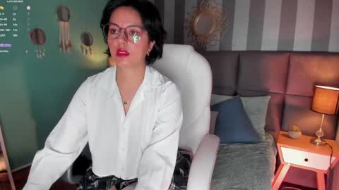 Snapshot of victoria_byte chatting on February 15, 2:00 pm Victoria online show from February 15, 2:00 pm