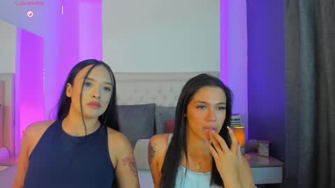 Snapshot of victoria_coxx chatting on September 17, 4:21 am Victoria online show from September 17, 4:21 am