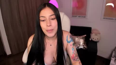 Snapshot of victoria_korss chatting on October 24, 3:13 am Victoria  online show from October 24, 3:13 am