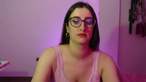 Victoria online show from November 24, 9:06 pm