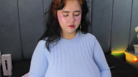 Victoria online show from April 23, 9:50 pm