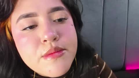 Victoria online show from April 27, 10:29 pm