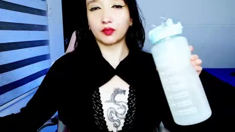 Victoria online show from August 2, 3:04 pm