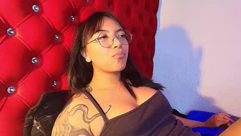Snapshot of victoria_thompson6 chatting on September 22, 8:40 pm victoria online show from September 22, 8:40 pm
