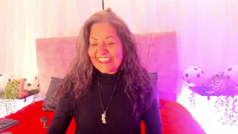 victoriaa_anderson_ online show from June 9, 12:15 pm
