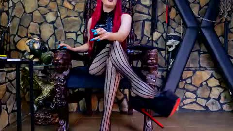 Victoria Heller online show from October 15, 5:10 am