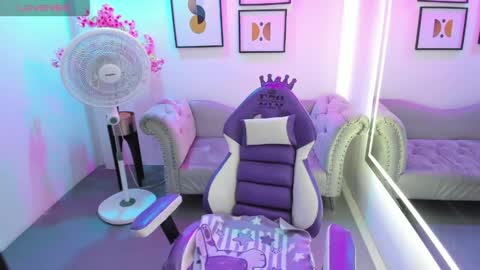 Victoria.  online show from April 22, 12:24 pm