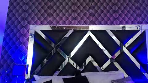 victtoria lee online show from February 7, 6:56 pm