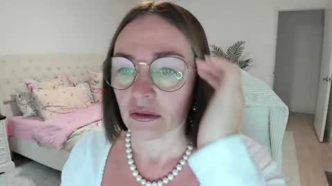 Ukrainian-woman online show from July 26, 11:29 am
