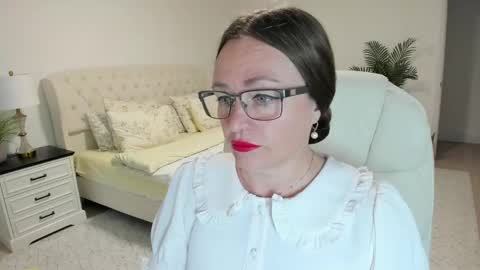 Ukrainian-woman online show from April 23, 11:28 am