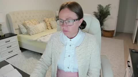 Ukrainian-woman online show from May 29, 12:14 pm