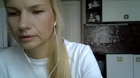 Snapshot of viki_loun5 chatting on September 26, 9:07 am viki_loun5 online show from September 26, 9:07 am
