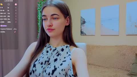 vikiberry online show from June 7, 10:11 am