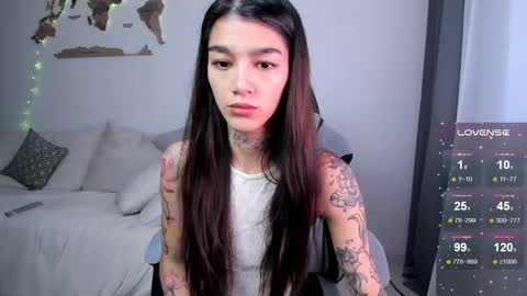 vinkitinkii online show from September 25, 7:29 am