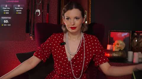 Carrie  Next streams Sat Sun 3pm-11pm EST online show from April 4, 9:13 pm