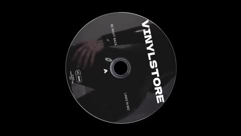 Snapshot of vinylstore chatting on February 22, 11:57 am Diva Silvia online show from February 22, 11:57 am