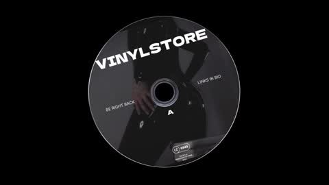 Snapshot of vinylstore chatting on January 20, 3:07 pm Diva Silvia online show from January 20, 3:07 pm
