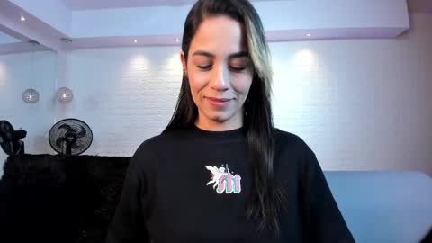 Violett  Everyday From 0530 to 1430 Col Time online show from November 20, 11:44 am