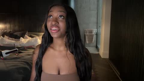 Fantasy Black Girl online show from May 10, 9:11 am
